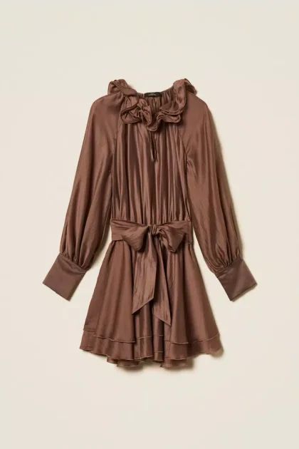 Abito corto in voile con volant