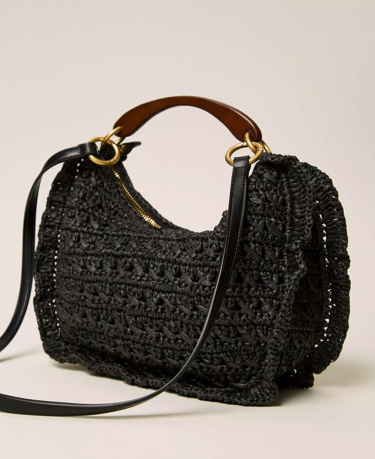 Borsa ‘Croissant’ in rafia crochet con ciliegie - immagine 2