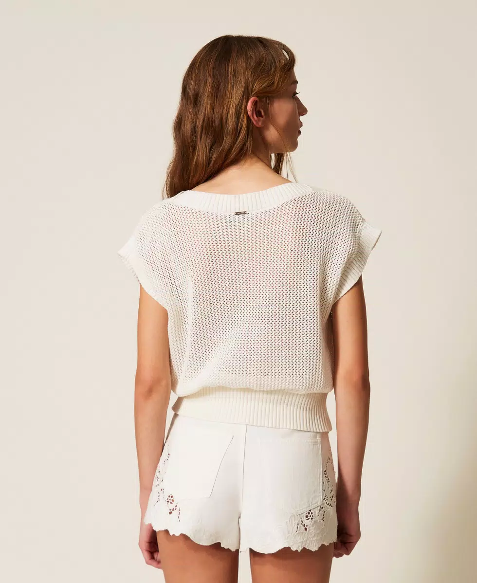 Top in maglia con fiori - immagine 2